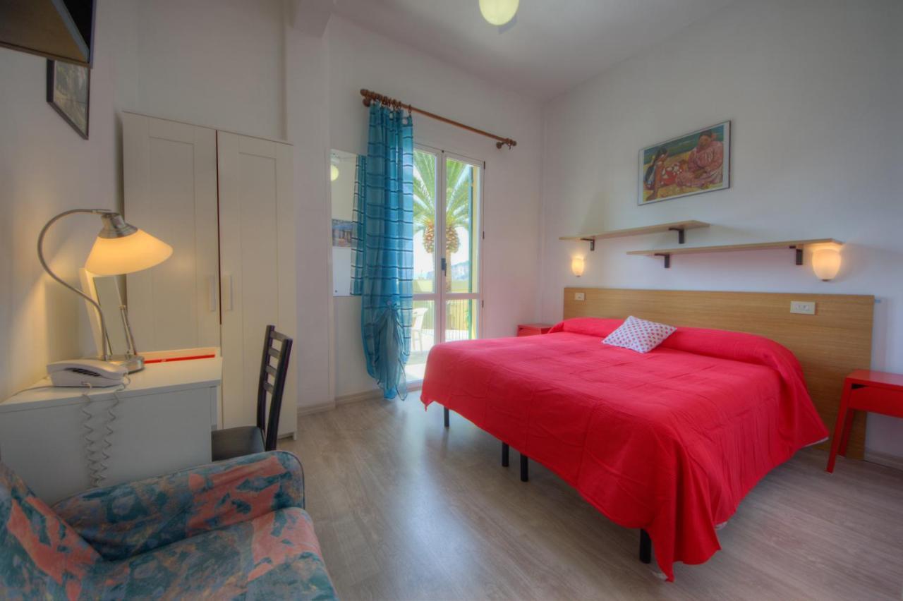 Hotel Deutsche Familien Finale Ligure Buitenkant foto